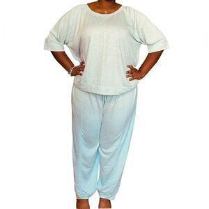 PRETTY SECRETS 2 PC DOLMAN LOUNGE SET SIZE 20/22 SKY BLUE (NEW WITH TAGS) A24